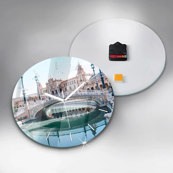 Wanduhr glas rund Spanischer Platz in Sevilla