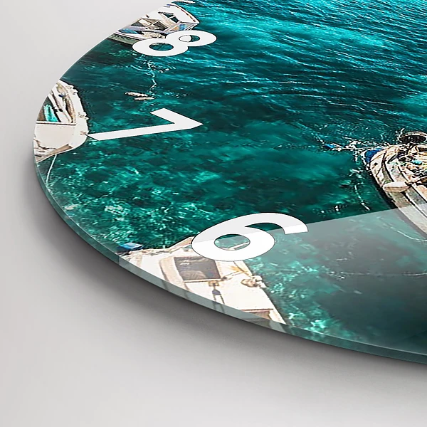 Wanduhr glas rund Boote in Kroatien