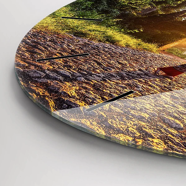 Wanduhr glas rund Surat Thani Park in Thailand
