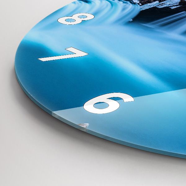 Wanduhr rund Godafoss-Wasserfall in Island