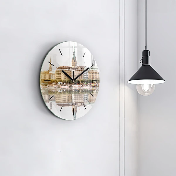 Wanduhr rund Hamburg Fluss Deutschland