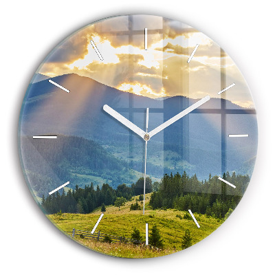 Wanduhr rund Landschaft mit Wäldern