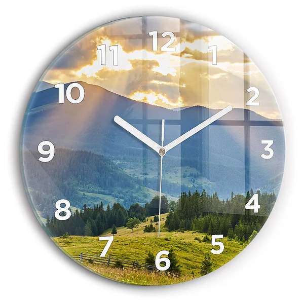Wanduhr rund Landschaft mit Wäldern