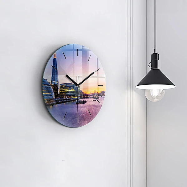 Wanduhr glas rund Blick auf London