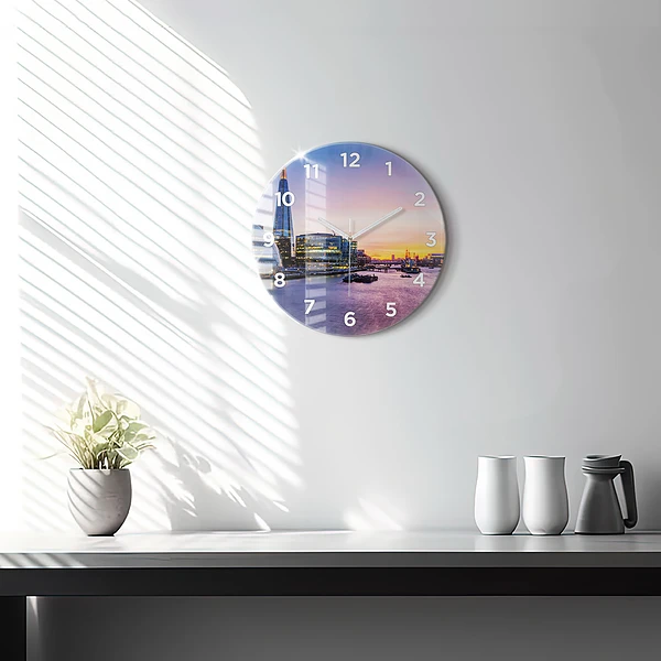 Wanduhr glas rund Blick auf London