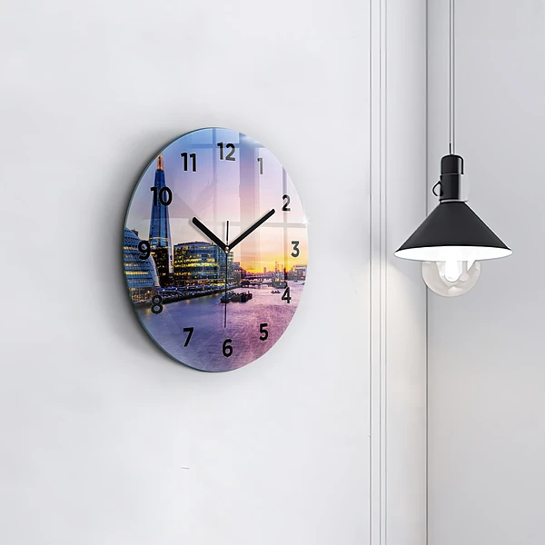 Wanduhr glas rund Blick auf London