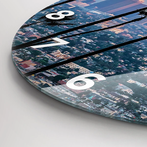 Wanduhr rund Sonnenuntergang in Los Angeles