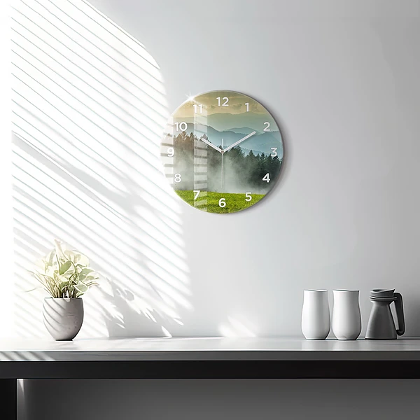 Wanduhr glas rund Berglandschaft