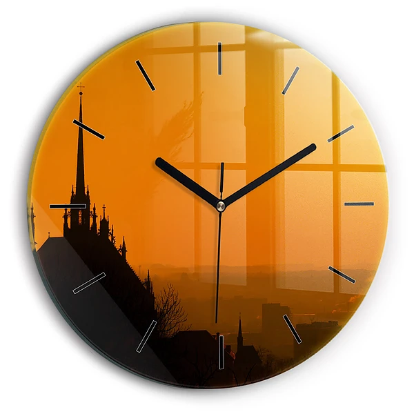Wanduhr glas rund Blick auf den Brünner Dom