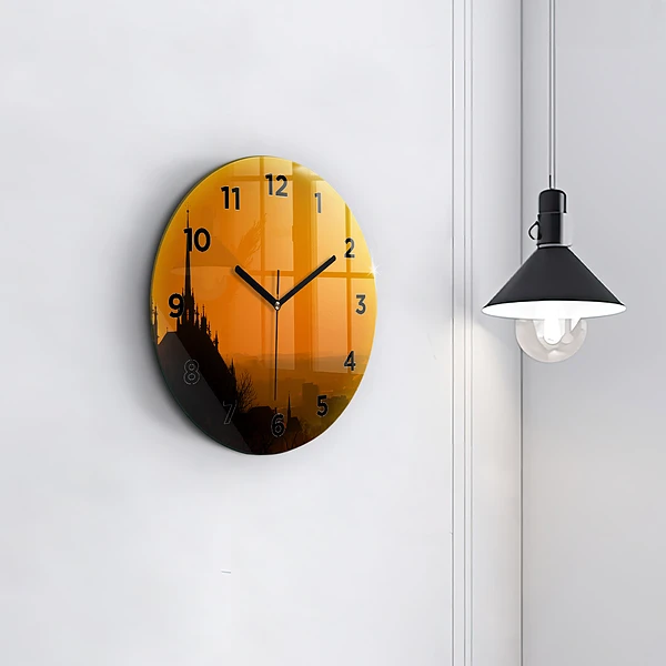 Wanduhr glas rund Blick auf den Brünner Dom