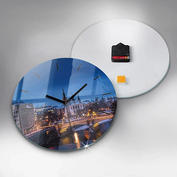 Wanduhr glas rund Panorama von Pilsen