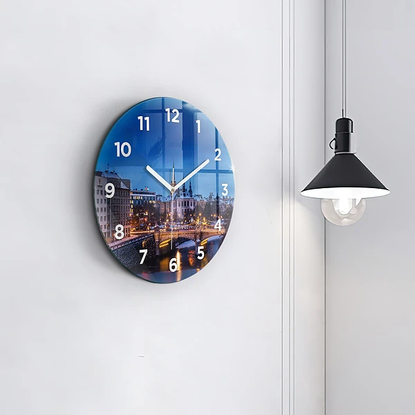 Wanduhr glas rund Panorama von Pilsen