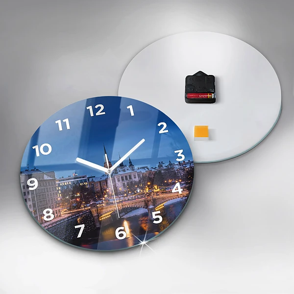 Wanduhr glas rund Panorama von Pilsen