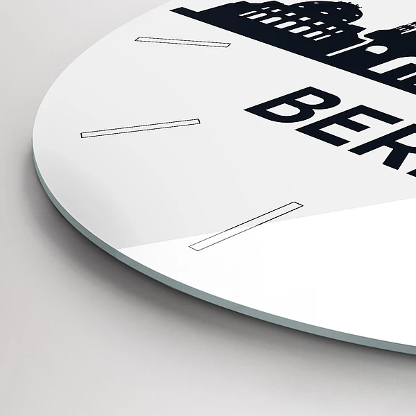 Wanduhr glas rund Illustration der Stadt Berlin
