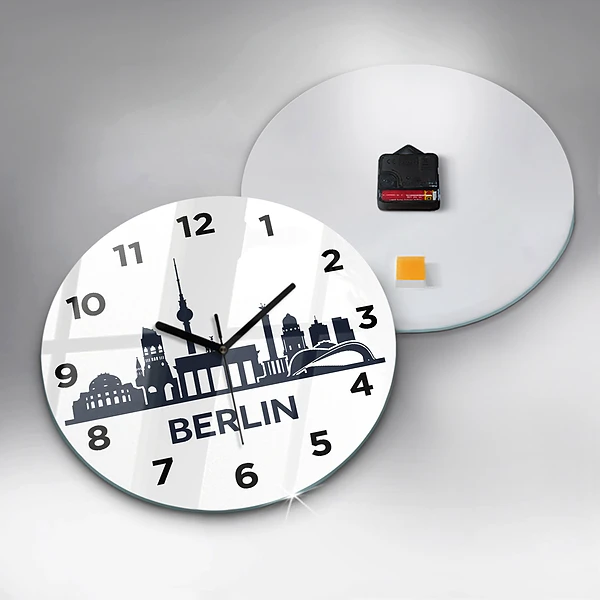 Wanduhr glas rund Illustration der Stadt Berlin