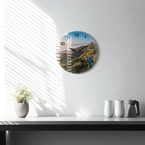 Wanduhr glas rund Straße in San Francisco