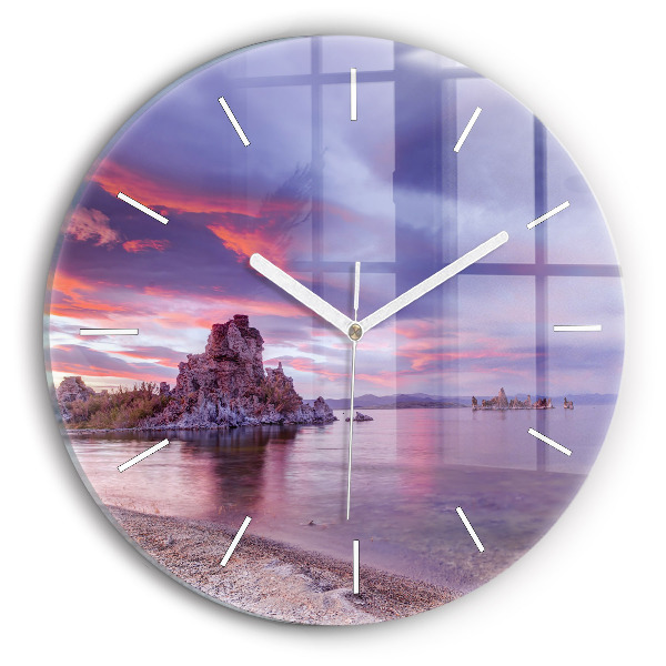 Wanduhr rund Sonnenaufgang in Kalifornien