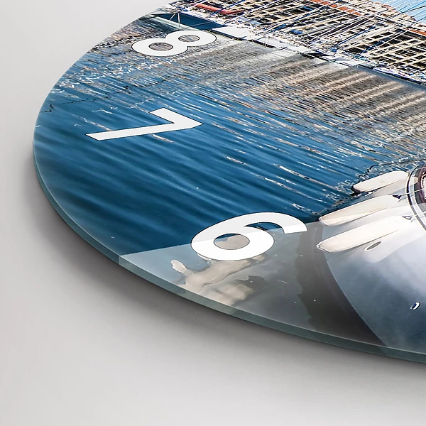 Wanduhr rund mit motiv Yachthafen von Marseille Frankreich