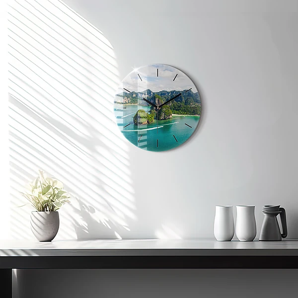 Wanduhr glas rund Insel in Thailand