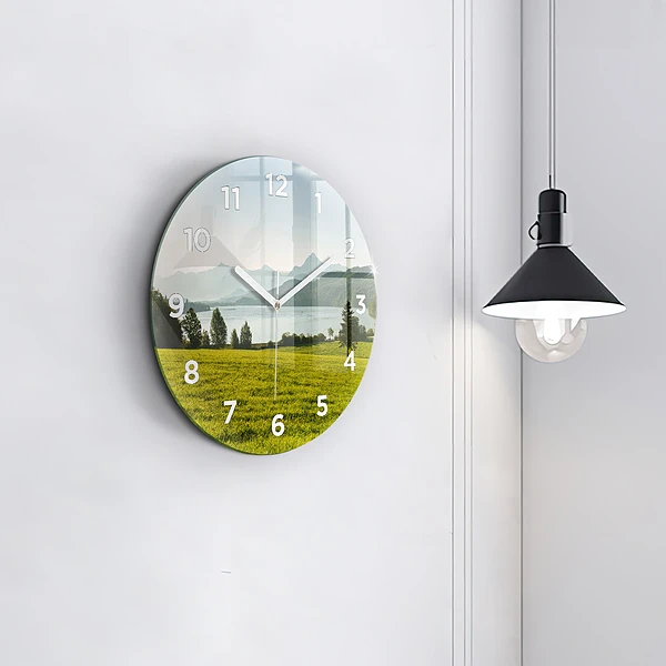 Wanduhr rund mit motiv Berge und Felder
