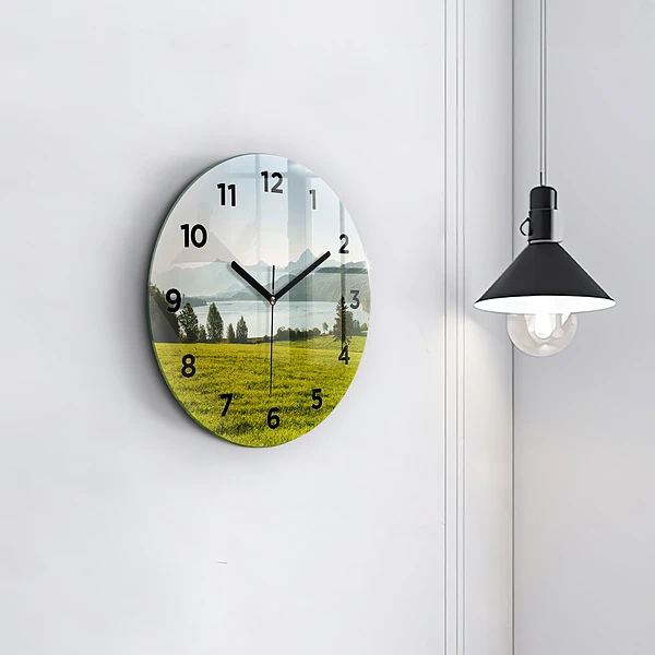 Wanduhr rund mit motiv Berge und Felder