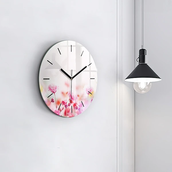 Wanduhr rund Blumen auf einer Wiese