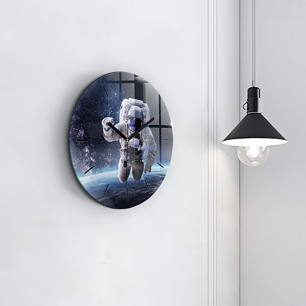 Wanduhr rund mit motiv Astronaut