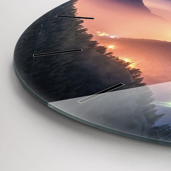 Wanduhr rund Bergspitzen Landschaft