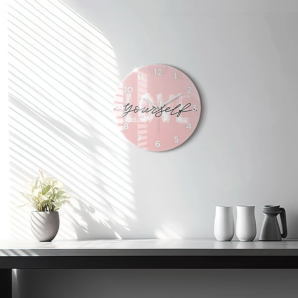 Wanduhr glas rund Liebe dich selbst Inschrift
