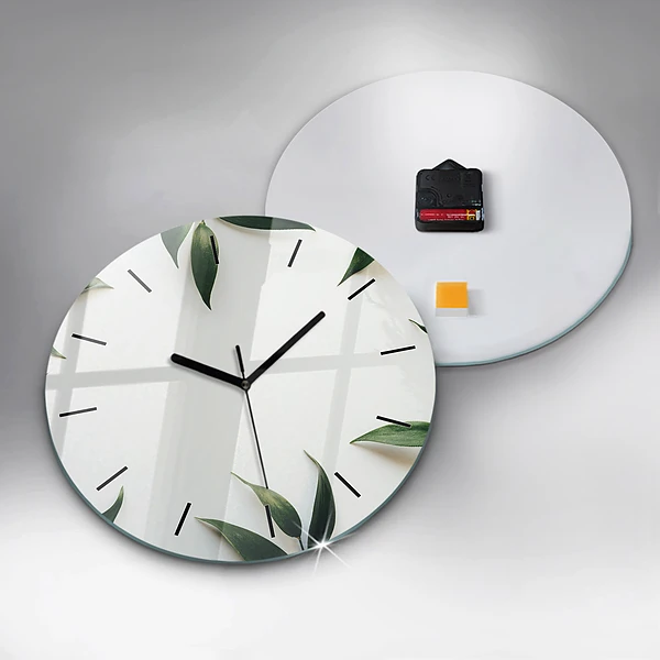 Wanduhr rund Rahmen aus Blättern