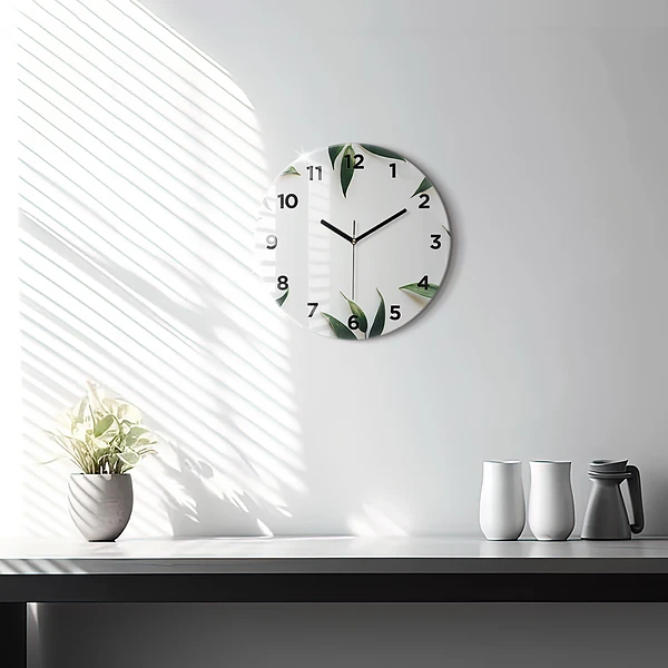 Wanduhr rund Rahmen aus Blättern