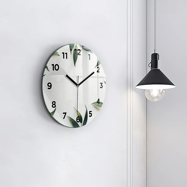 Wanduhr rund Rahmen aus Blättern