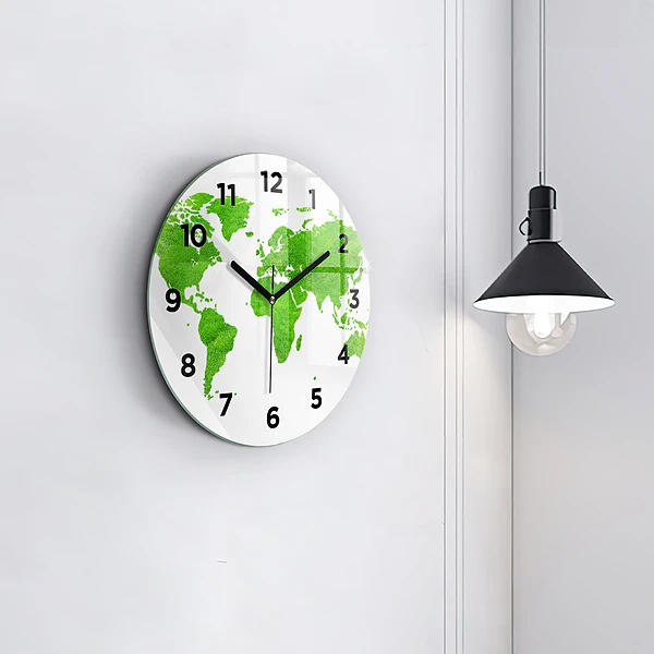 Wanduhr rund mit motiv Karte mit grünem Gras
