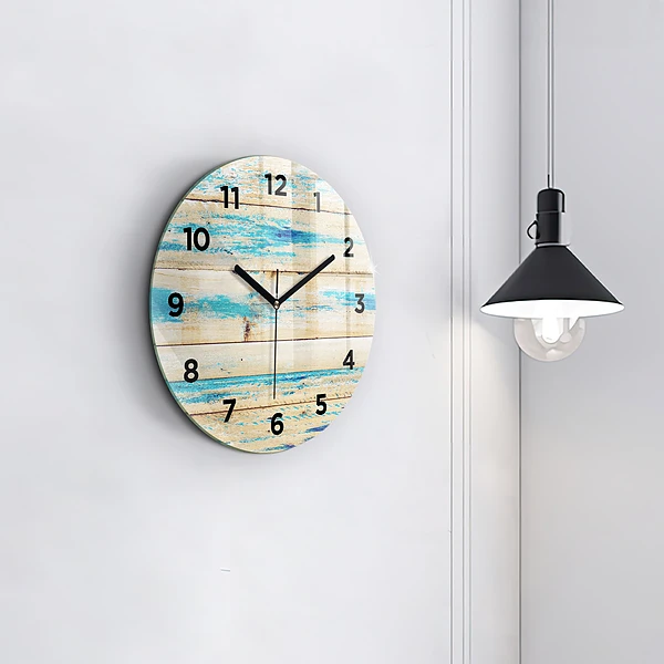 Wanduhr rund Zerkratztes Holz