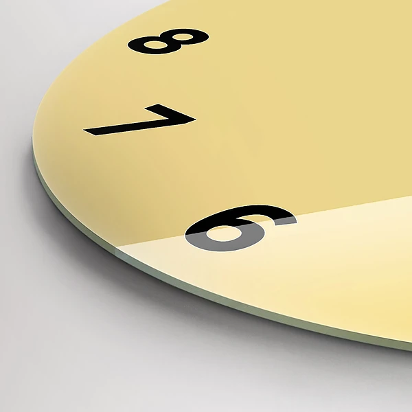 Wanduhr glas rund Farbe cremefarben