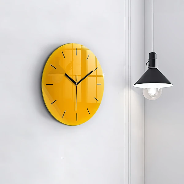Wanduhr rund mit motiv Farbe goldgelb