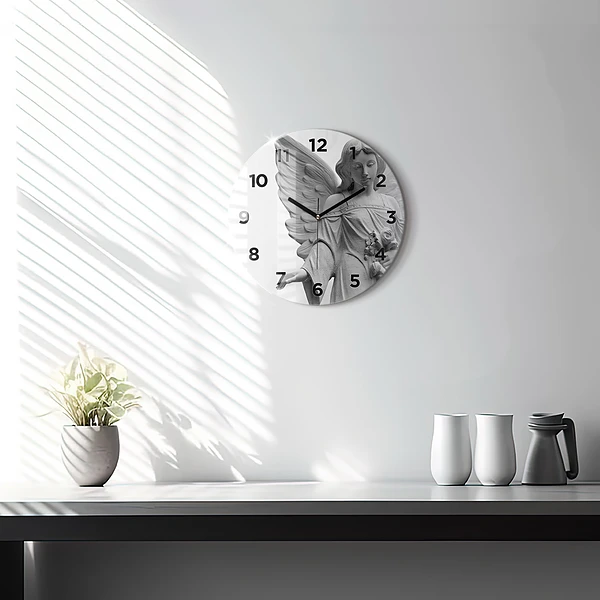 Wanduhr rund mit motiv Skulptur eines Engels mit Flügeln
