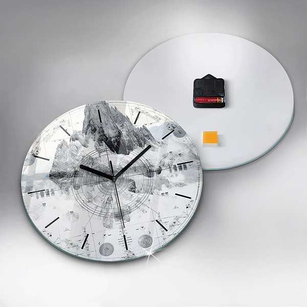 Wanduhr rund Zeichnung Berge