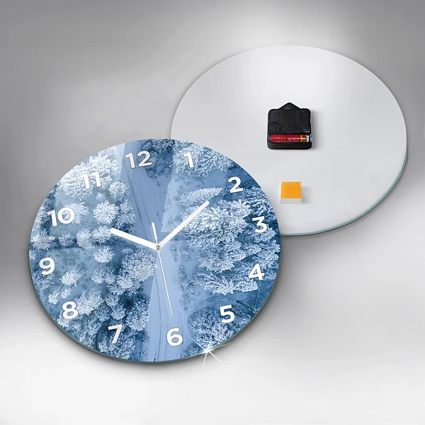 Wanduhr glas rund Wald aus einer Drohne